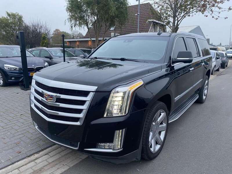 Zwart Gebruikt 2017 Cadillac Escalade SUV | € 34.950 - Afbeelding 1/4