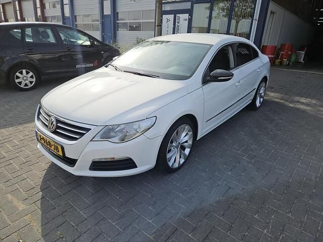 Sedan Gebruikt 2011 VW Passat Sedan | € 4.990 (Super prijs) - Afbeelding 1/4