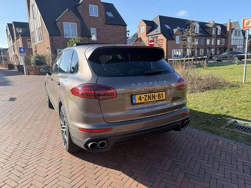 Occasion Porsche Cayenne 333 PK (244 kW) 2015 Bruin SUV