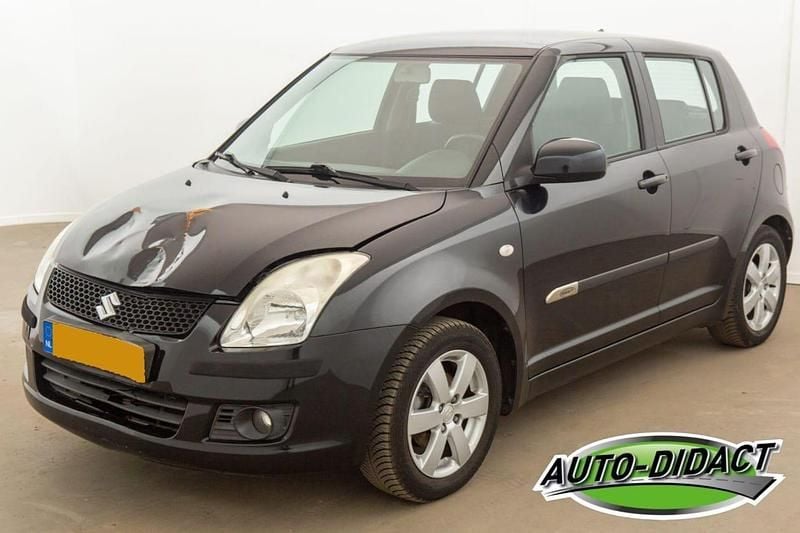 Zwart Occasion 2009 Suzuki Swift Hatchback | € 1.150 (Super prijs) - Afbeelding 1/4