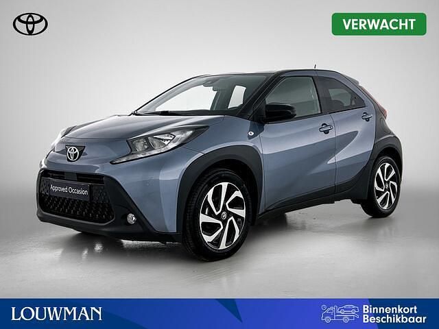 Blauw Gebruikt 2024 Toyota Aygo X Pulse SUV | € 22.950 - Afbeelding 1/4