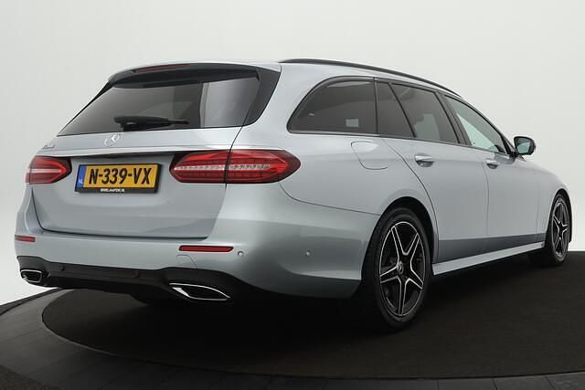 Occasion Mercedes E200 Business 199 PK (146 kW) 2022 Grijs (metallic) Stationwagen