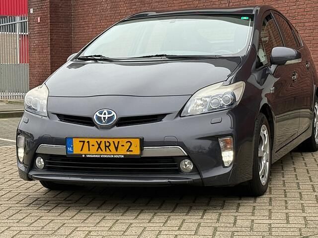 Occasion Toyota Prius 99 PK (72 kW) 2012 Grijs Hatchback