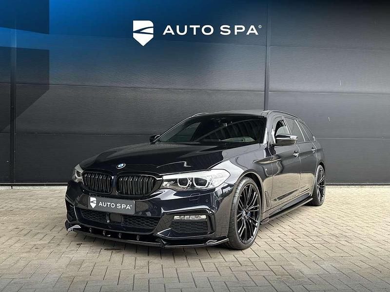 Zwart, metallic lak Gebruikt 2018 BMW 540 M Sport Stationwagen | € 39.999 (Eerlijke prijs) - Afbeelding 1/4