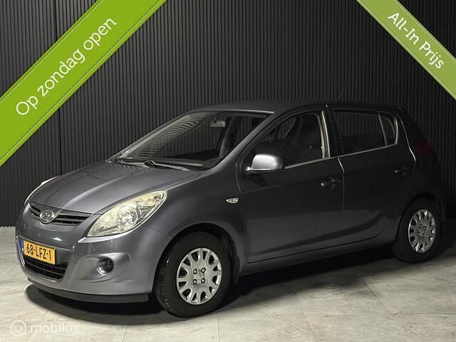Grijs Occasion 2010 Hyundai i20 Hatchback | € 2.999 (Eerlijke prijs) - Afbeelding 1/4