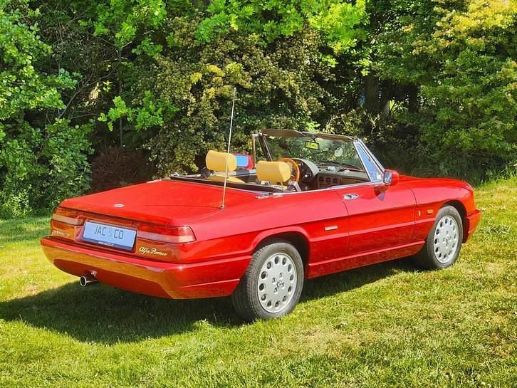 Occasion Alfa Romeo Spider Quadrifoglio Verde 117 PK (86 kW) 1990 Rood Cabriolet