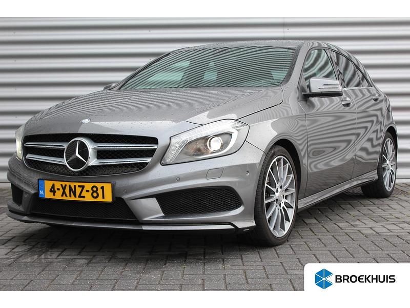 Grijs Gebruikt 2014 Mercedes A180 Ambition Hatchback | € 15.895 (Eerlijke prijs) - Afbeelding 1/1