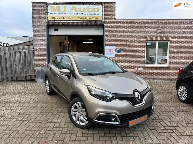 Occasion Renault Captur Authentique 90 PK (66 kW) 2014 Bruin SUV