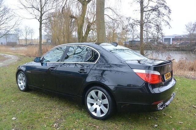Occasion BMW 520 Executive 170 PK (125 kW) 2005 Zwart Sedan