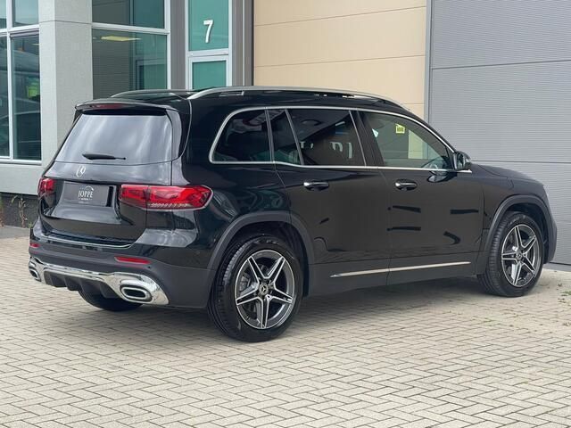 Occasion Mercedes GLB200 AMG line 163 PK (119 kW) 2023 Zwart, metallic lak SUV