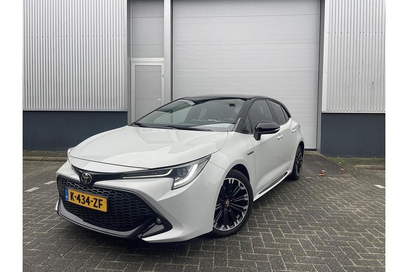 Occasion Toyota Corolla Sport 122 PK (89 kW) 2021 Grijs Hatchback