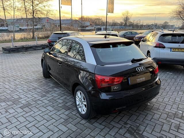 Occasion Audi A1 Attraction 86 PK (63 kW) 2011 Zwart Hatchback