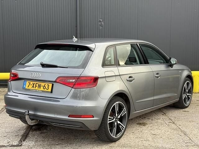 Occasion Audi A3 Sportback Ambition 110 PK (80 kW) 2014 Grijs Hatchback