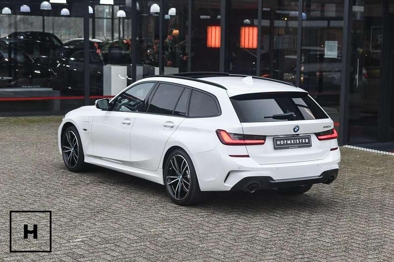 Occasion BMW 330e M Sport 184 PK (135 kW) 2022 Wit Stationwagen