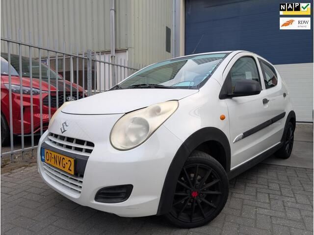 Wit, metallic lak Gebruikt 2010 Suzuki Alto Sport Hatchback | € 3.299 (Eerlijke prijs) - Afbeelding 1/4