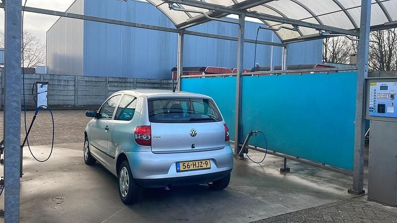 Occasion VW Fox Trendline 54 PK (39 kW) 2009 Grijs Hatchback