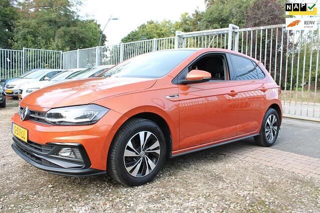 Oranje Occasion 2019 VW Polo Comfortline Hatchback | € 12.450 (Iets duurder) - Afbeelding 1/4