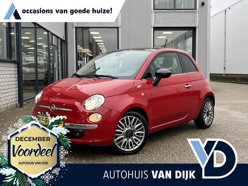Rood Gebruikt 2015 Fiat 500 Hatchback | € 7.945 (Eerlijke prijs) - Afbeelding 1/4
