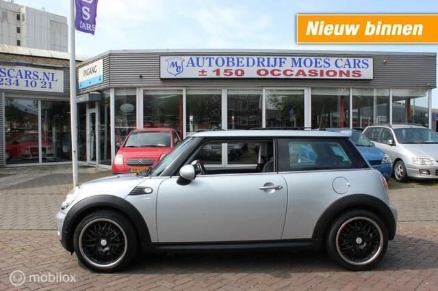 Grijs Gebruikt 2009 Mini Cooper Pepper Hatchback | € 7.550 (Eerlijke prijs) - Afbeelding 1/4