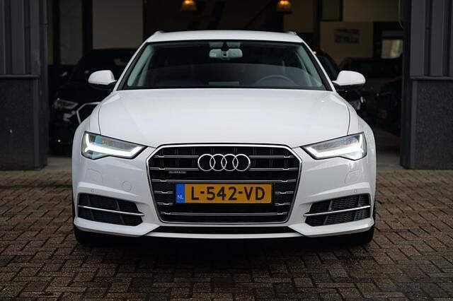 Occasion Audi A6 S-Line 252 PK (185 kW) 2017 Wit (metallic) Stationwagen