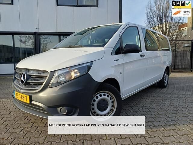 Wit Occasion 2019 Mercedes e-Vito MPV | € 17.950 - Afbeelding 1/4