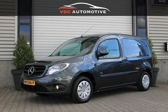 Grijs Gebruikt 2016 Mercedes Citan 109 Van | € 6.950 (Goede deal) - Afbeelding 1/3