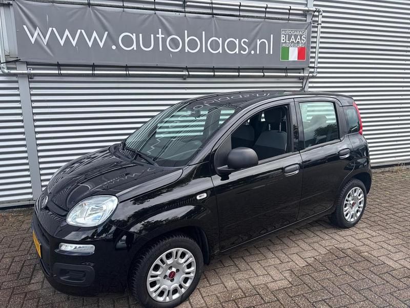 Hatchback Gebruikt 2020 Fiat Panda Easy Hatchback | € 10.950 (Eerlijke prijs) - Afbeelding 1/4