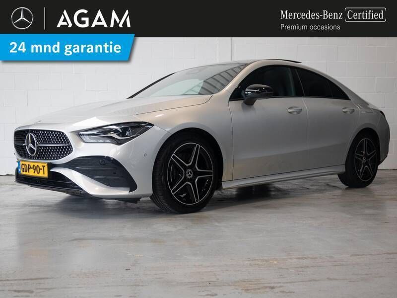 Grijs Gebruikt 2024 Mercedes 200 AMG Line Premium Coupé | € 43.950 (Eerlijke prijs) - Afbeelding 1/4