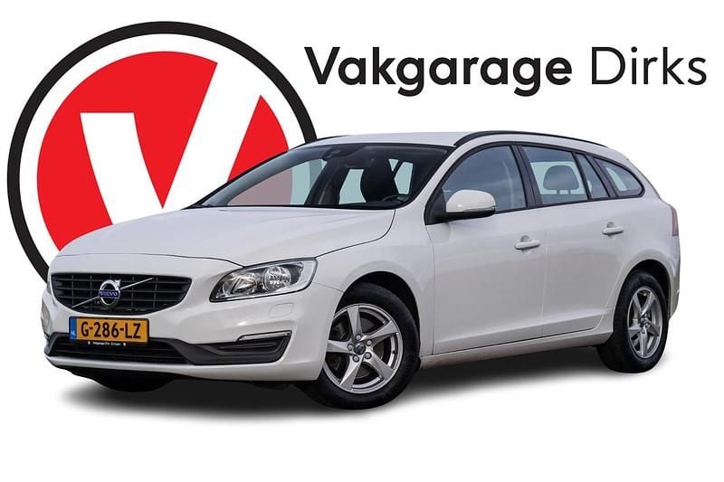 Wit Gebruikt 2017 Volvo V60 Kinetic Stationwagen | € 17.939 (Iets duurder) - Afbeelding 1/3