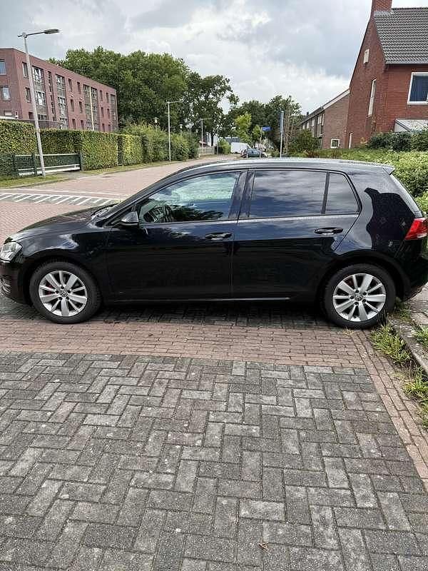 Zwart Gebruikt 2013 VW Golf VII Comfortline Stationwagen | € 8.000 (Iets duurder) - Afbeelding 1/4