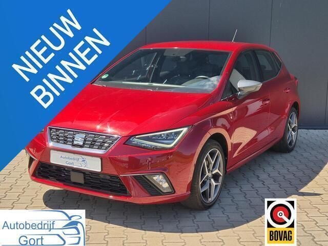 Rood Gebruikt 2020 Seat Ibiza Business Hatchback | € 15.966 (Goede deal) - Afbeelding 1/4