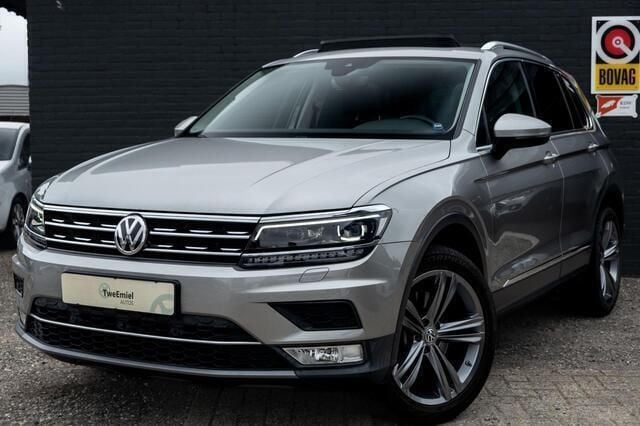 Grijs Gebruikt 2016 VW Tiguan Highline SUV | € 23.950 (Eerlijke prijs) - Afbeelding 1/4