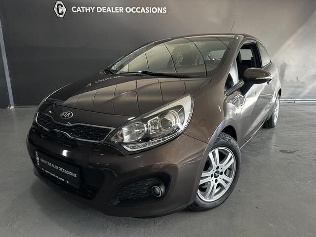 Bruin Gebruikt 2012 Kia Rio Comfort Hatchback | € 6.450 (Eerlijke prijs) - Afbeelding 1/4
