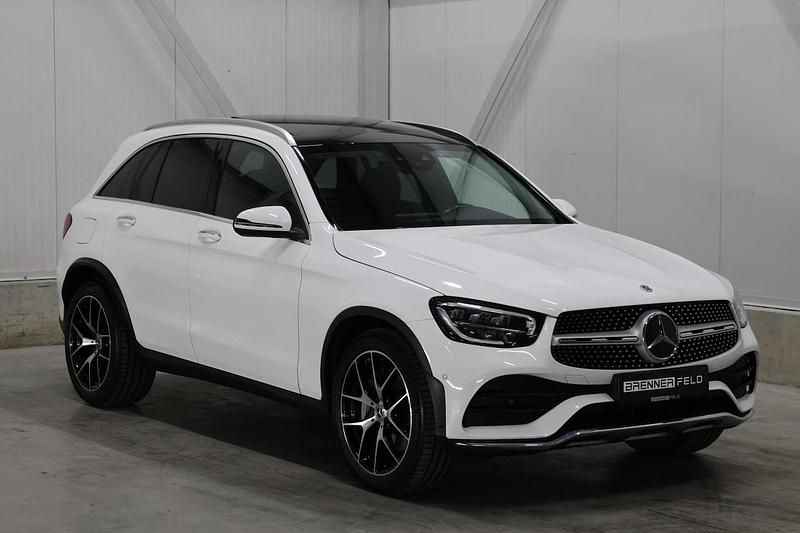 Wit Gebruikt 2022 Mercedes GLC400d SUV | € 56.995 - Afbeelding 1/4