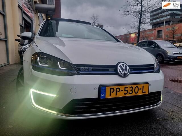 Wit Gebruikt 2015 VW Golf VII GTE Hatchback | € 9.950 (Goede deal) - Afbeelding 1/4