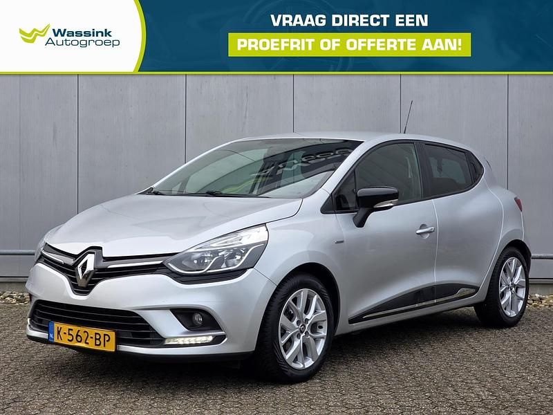 Grijs Gebruikt 2018 Renault Clio IV Zen Hatchback | € 8.940 (Eerlijke prijs) - Afbeelding 1/4