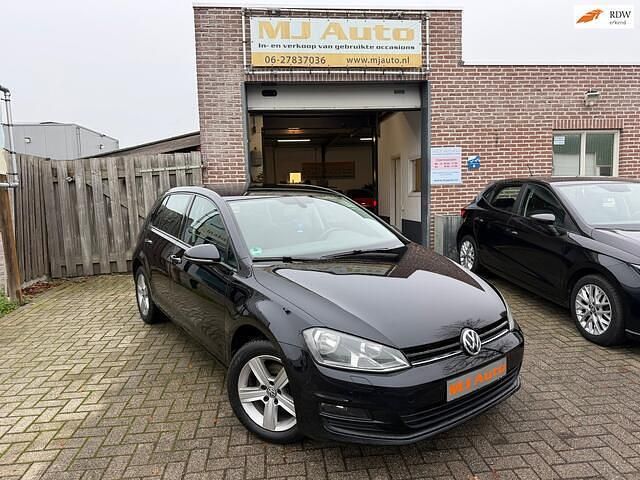 Zwart Gebruikt 2013 VW Golf VII Trendline Hatchback | € 8.995 (Goede deal) - Afbeelding 1/4