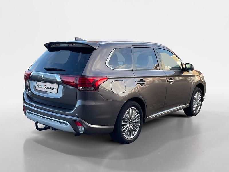 Occasion Mitsubishi Outlander Intense 135 PK (99 kW) 2020 Bruin SUV