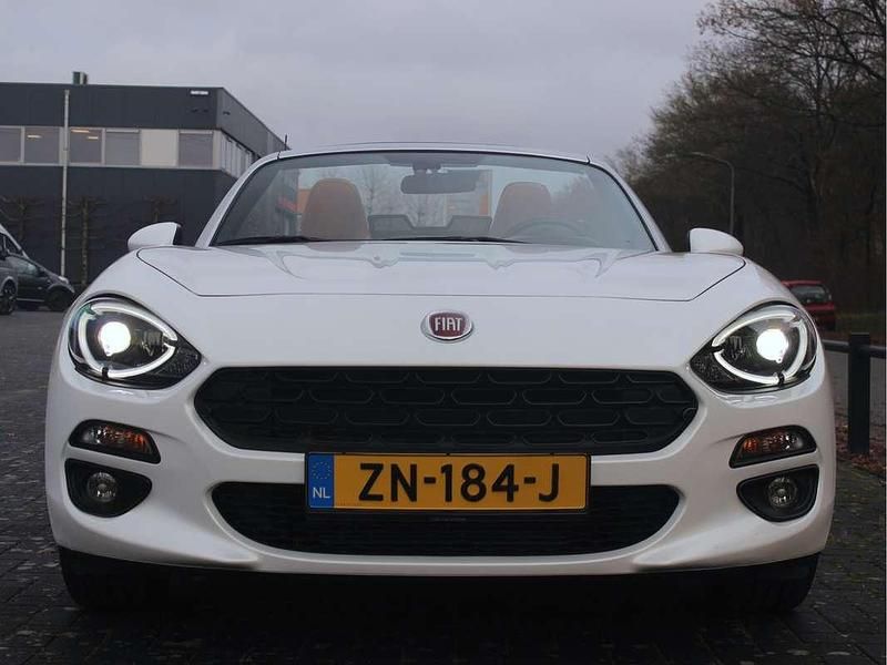 Occasion Fiat 124 Spider Lusso 141 PK (103 kW) 2016 Wit (parellak) Cabriolet