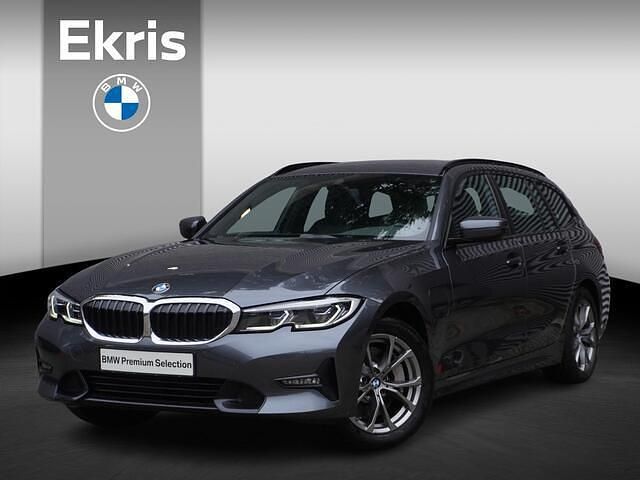 Grijs Gebruikt 2021 BMW 330 Sport Line Stationwagen | € 32.900 (Eerlijke prijs) - Afbeelding 1/4