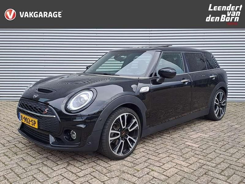 Zwart Gebruikt 2021 Mini Cooper S Clubman Stationwagen | € 30.995 (Eerlijke prijs) - Afbeelding 1/4