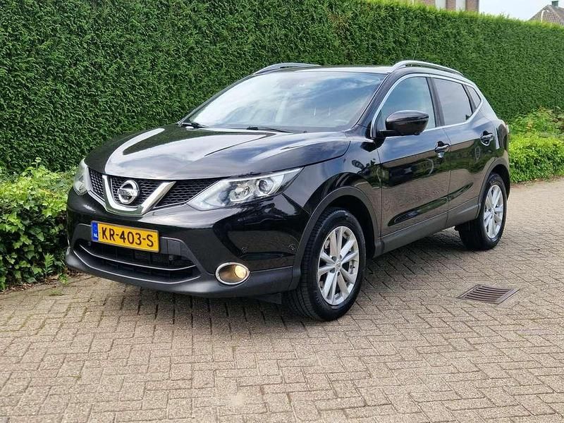 Zwart Gebruikt 2016 Nissan Qashqai SUV | € 7.850 (Goede deal) - Afbeelding 1/4