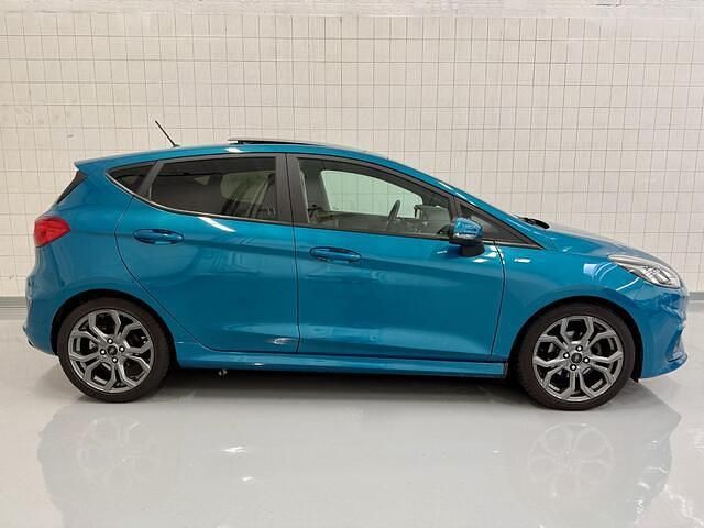 Blauw Occasion 2018 Ford Fiesta ST-Line Hatchback | € 13.750 (Iets duurder) - Afbeelding 1/4