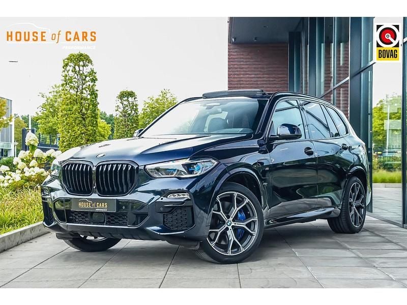 Zwart Gebruikt 2021 BMW X5 Executive SUV | € 61.995 (Eerlijke prijs) - Afbeelding 1/4