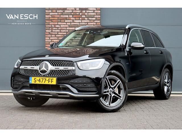 Zwart Occasion 2021 Mercedes GLC300 Premium Plus SUV | € 42.500 (Eerlijke prijs) - Afbeelding 1/4