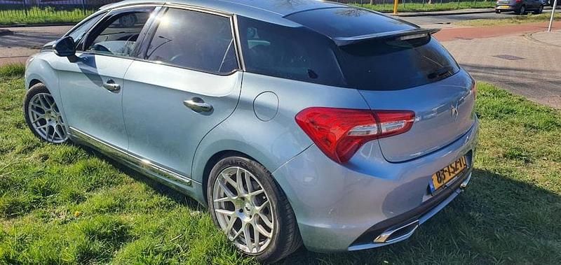 Occasion Citroën DS5 Chic 2012 Blauw (metallic) Hatchback