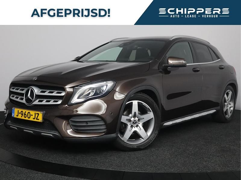 Bruin Occasion 2017 Mercedes GLA200 Premium Plus SUV | € 18.900 (Eerlijke prijs) - Afbeelding 1/4