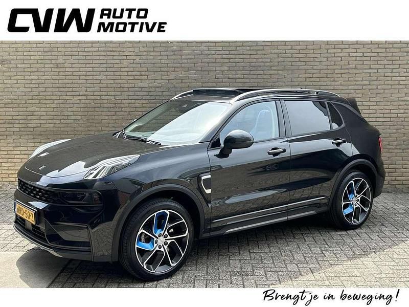 Zwart Gebruikt 2022 Lynk & Co 01 SUV | € 23.400 (Eerlijke prijs) - Afbeelding 1/3