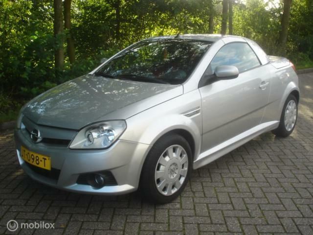 Occasion Opel Tigra 69 PK (50 kW) 2006 Grijs Cabriolet