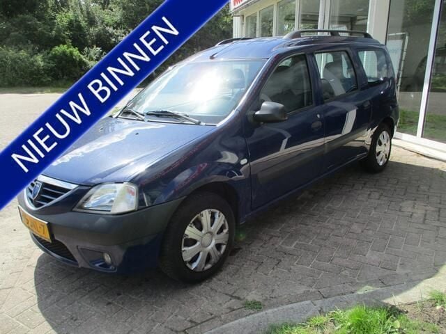 Blauw Gebruikt 2009 Dacia Logan MCV Lauréate Stationwagen | € 1.960 (Goede deal) - Afbeelding 1/4